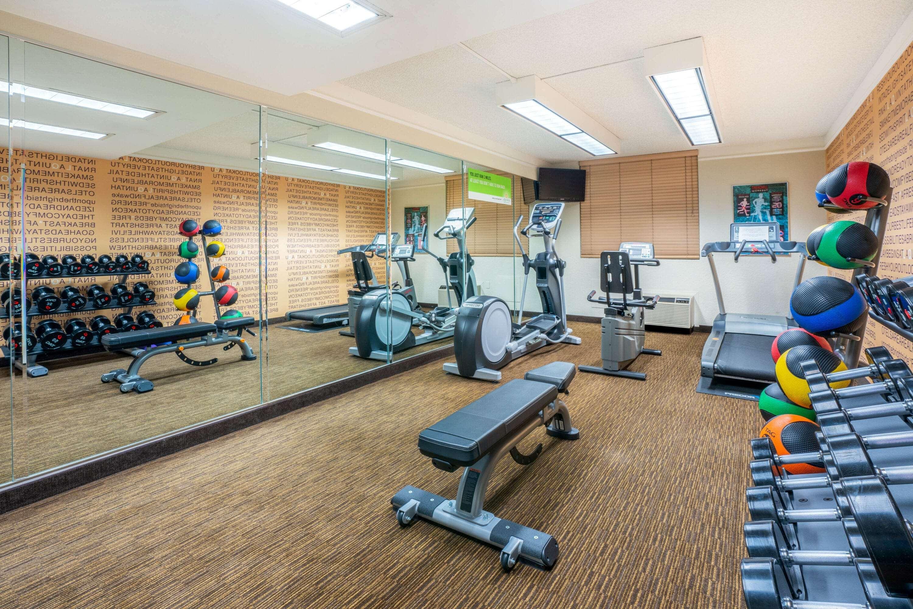 La Quinta By Wyndham Seattle Sea-Tac Airport Ξενοδοχείο SeaTac Εξωτερικό φωτογραφία