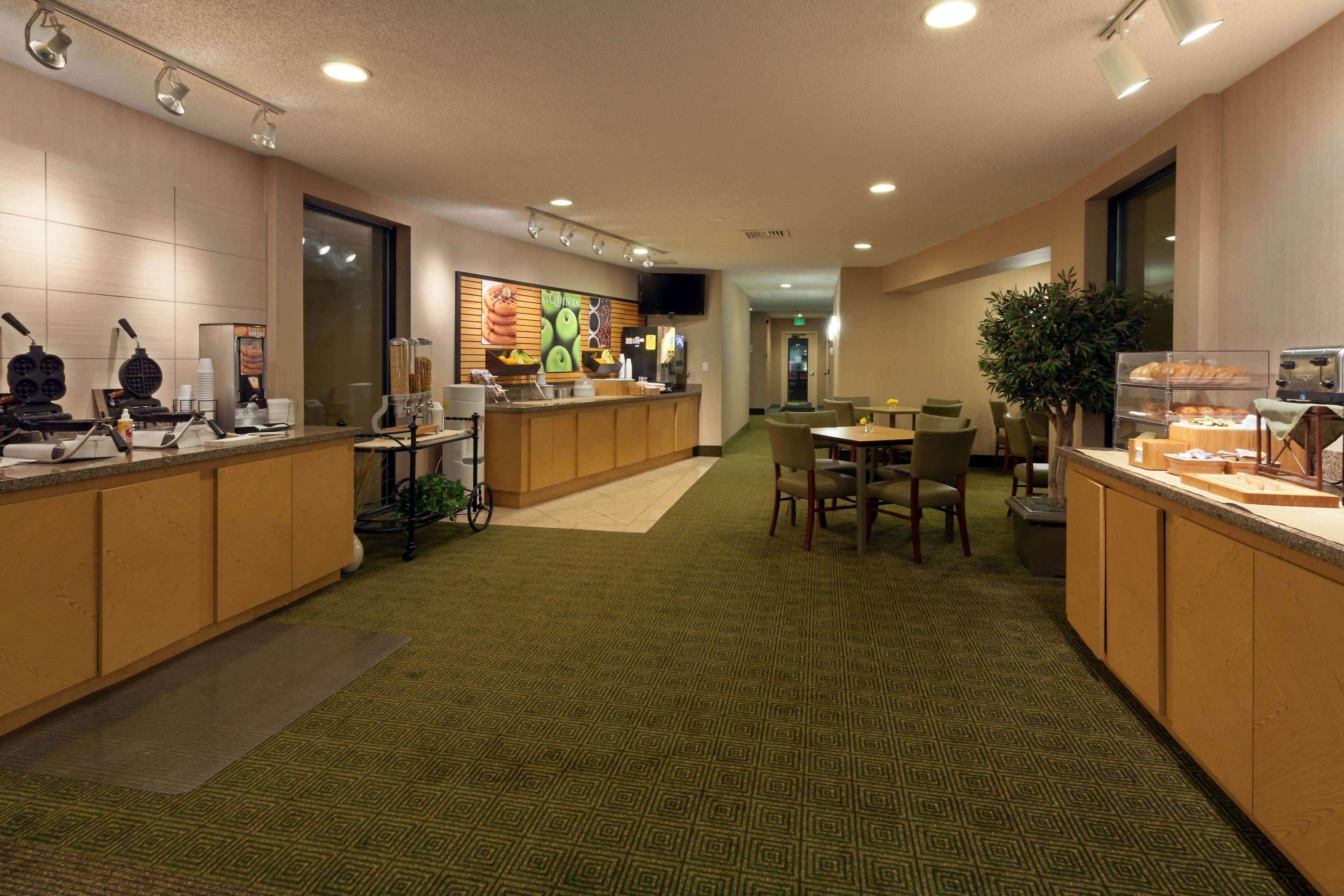 La Quinta By Wyndham Seattle Sea-Tac Airport Ξενοδοχείο SeaTac Εξωτερικό φωτογραφία
